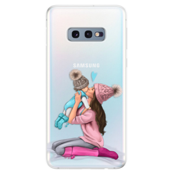 Odolné silikónové puzdro iSaprio - Kissing Mom - Brunette and Boy - Samsung Galaxy S10e